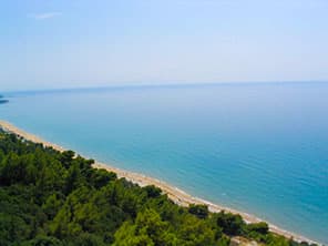 Παραλία Λούτσας